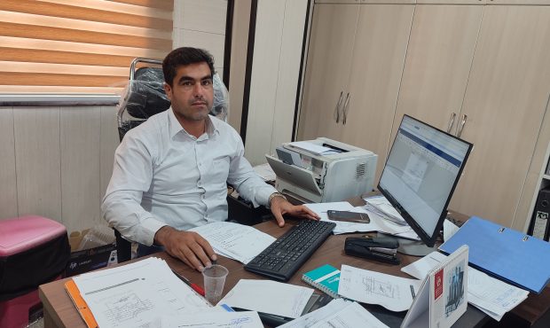 ادریس فرهمند و طاهره دریاسفر،کارمندان نمونه شهرداری بندر دیر