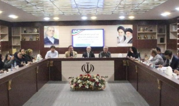 نشست اصحاب فرهنگ و رسانه با موضوع پدافند غیر عامل